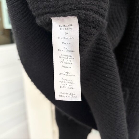 Everlane Cashmere Waffle Square Turtleneck Sweater - Picture 6 of 6